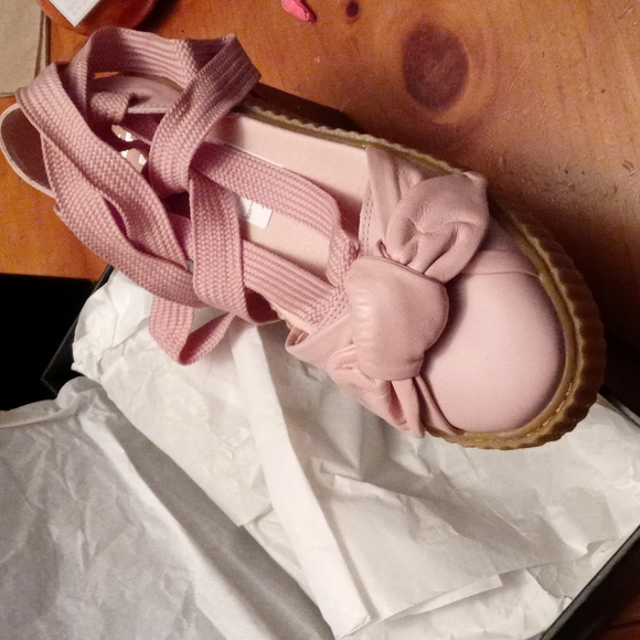 Fenty by Puma Pink Bow Creeper Sandal - Picture 4 of 6